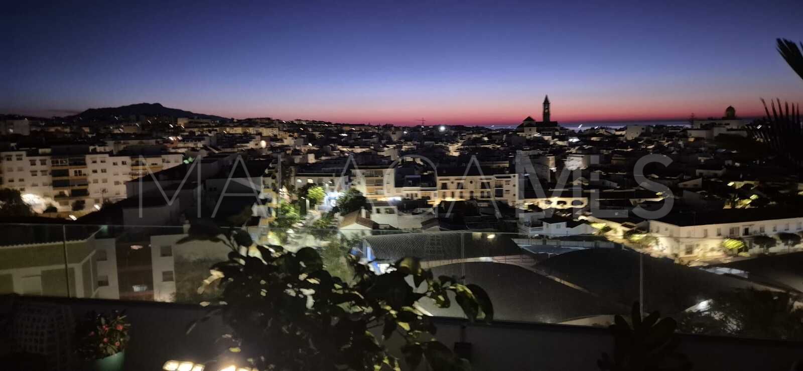 Penthaus for sale in Estepona Stadt