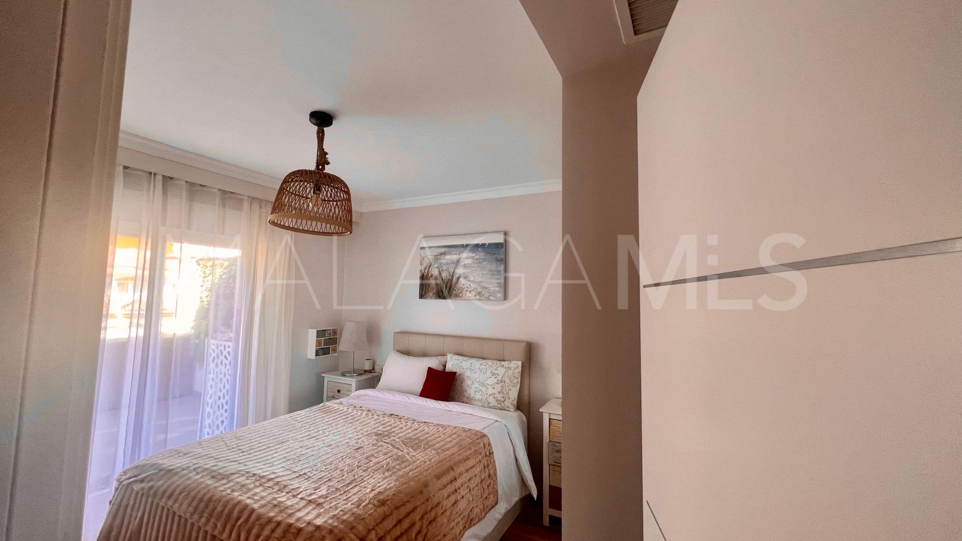 Takvåning for sale in La Dama de Noche