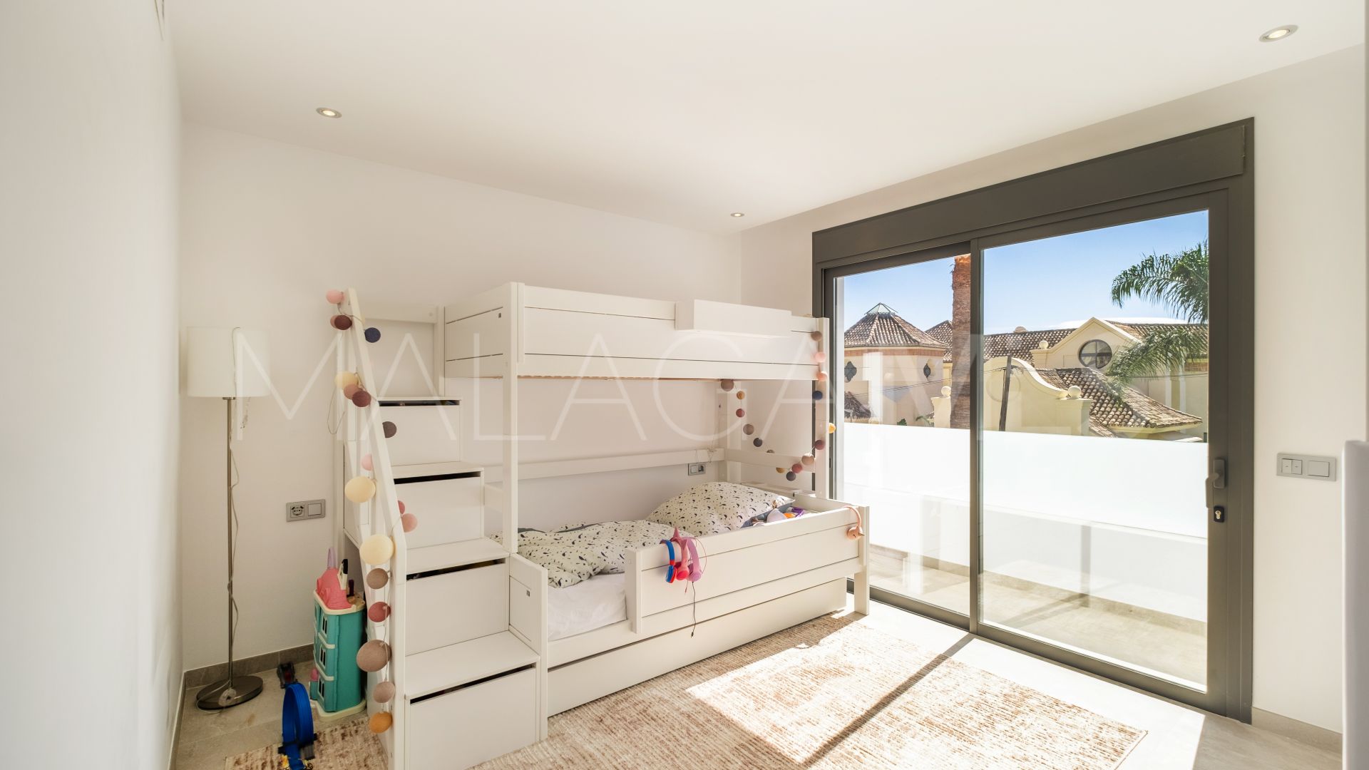 Villa for sale in Marbella Golden Mile