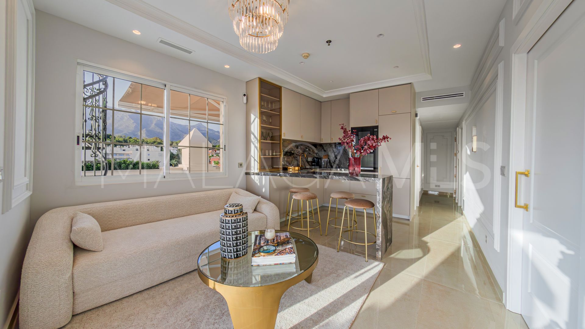 Ático for sale with 2 bedrooms in Marbella