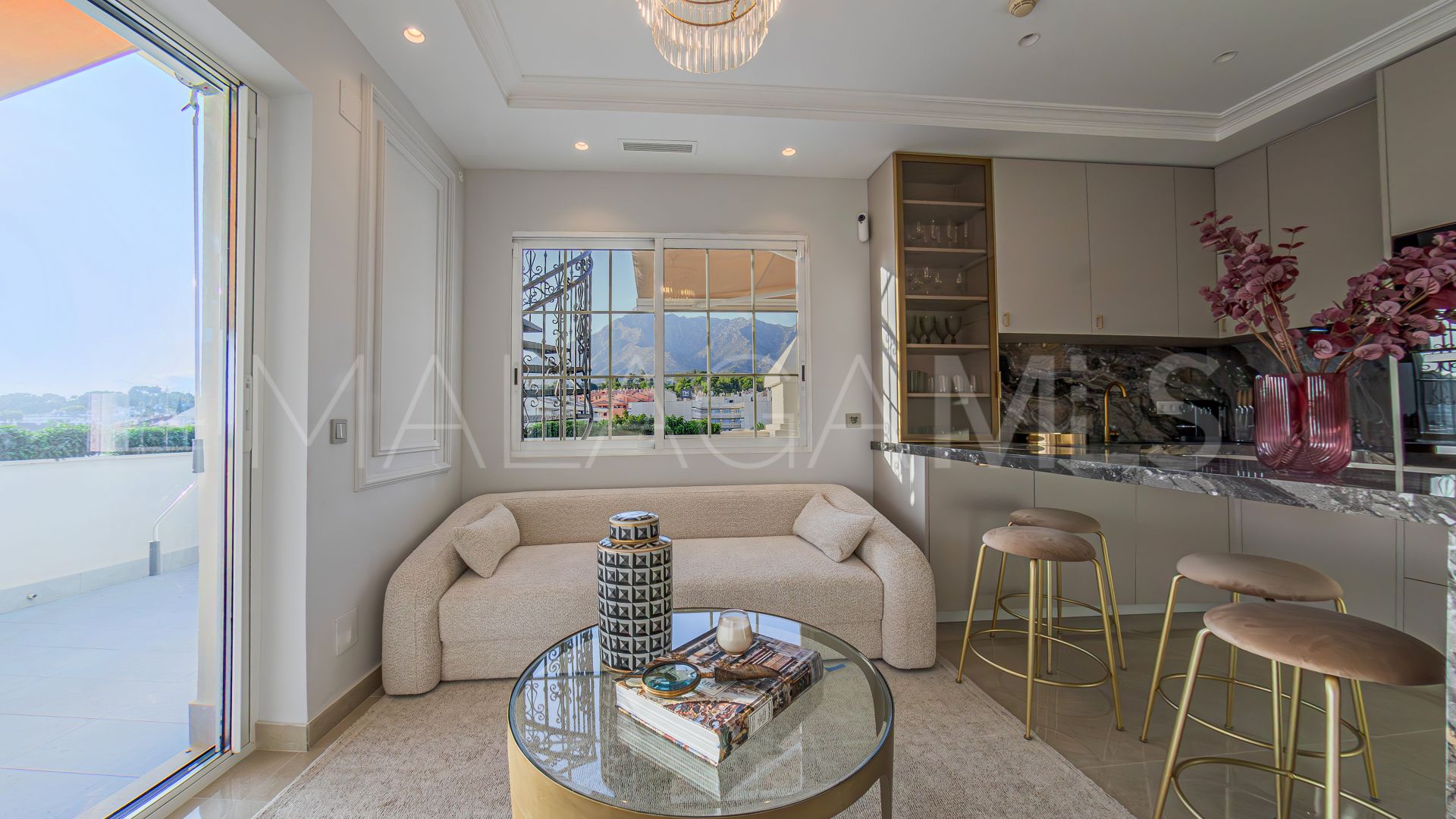 Ático for sale with 2 bedrooms in Marbella