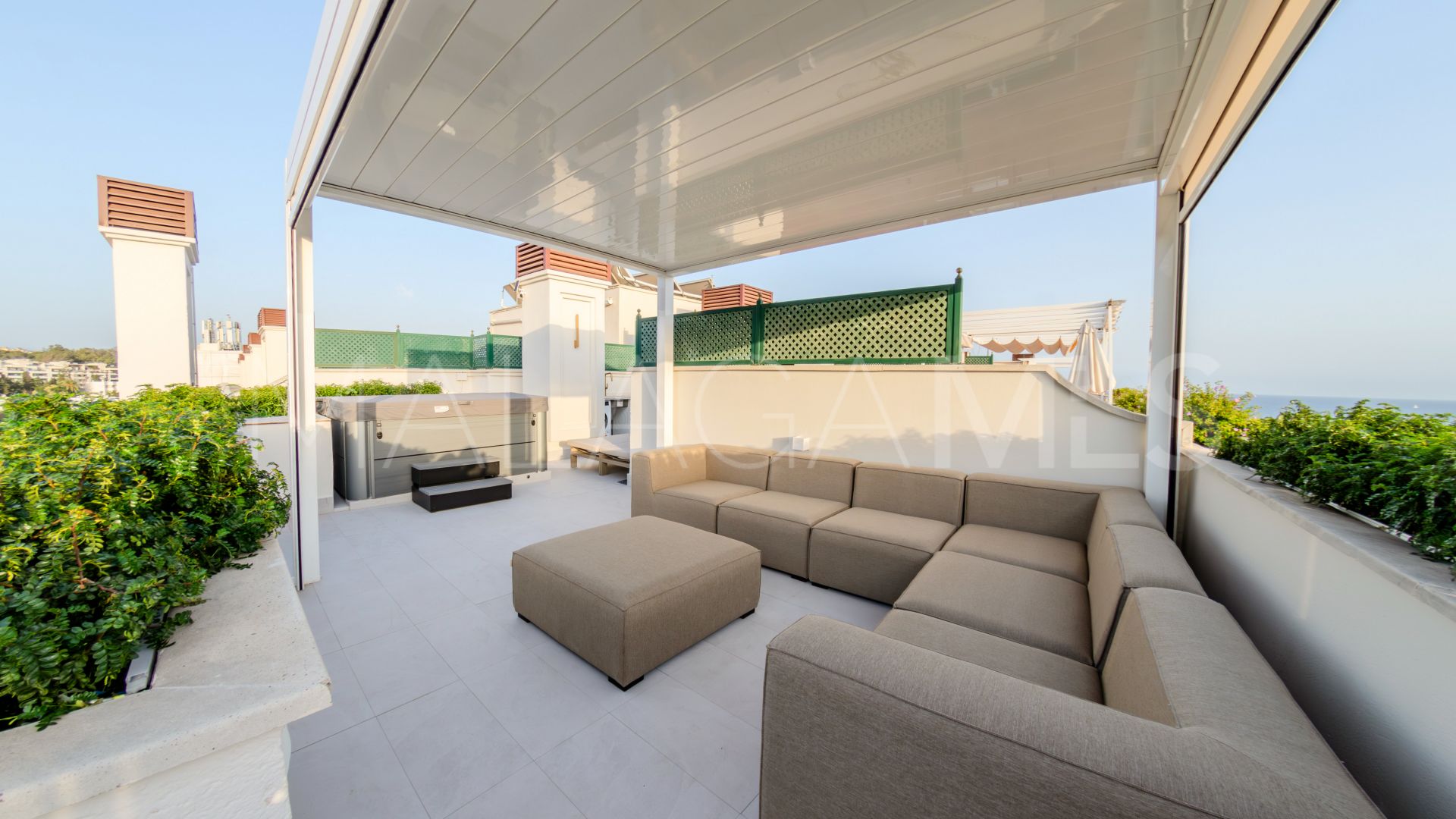 Ático for sale with 2 bedrooms in Marbella