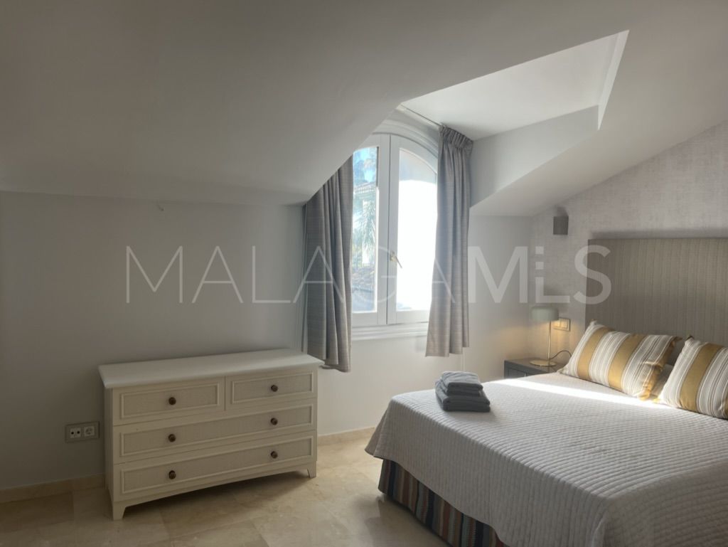 Villa for sale in Paraiso Alto