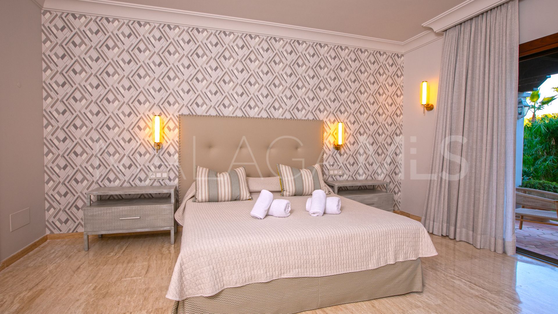 Villa for sale in Paraiso Alto