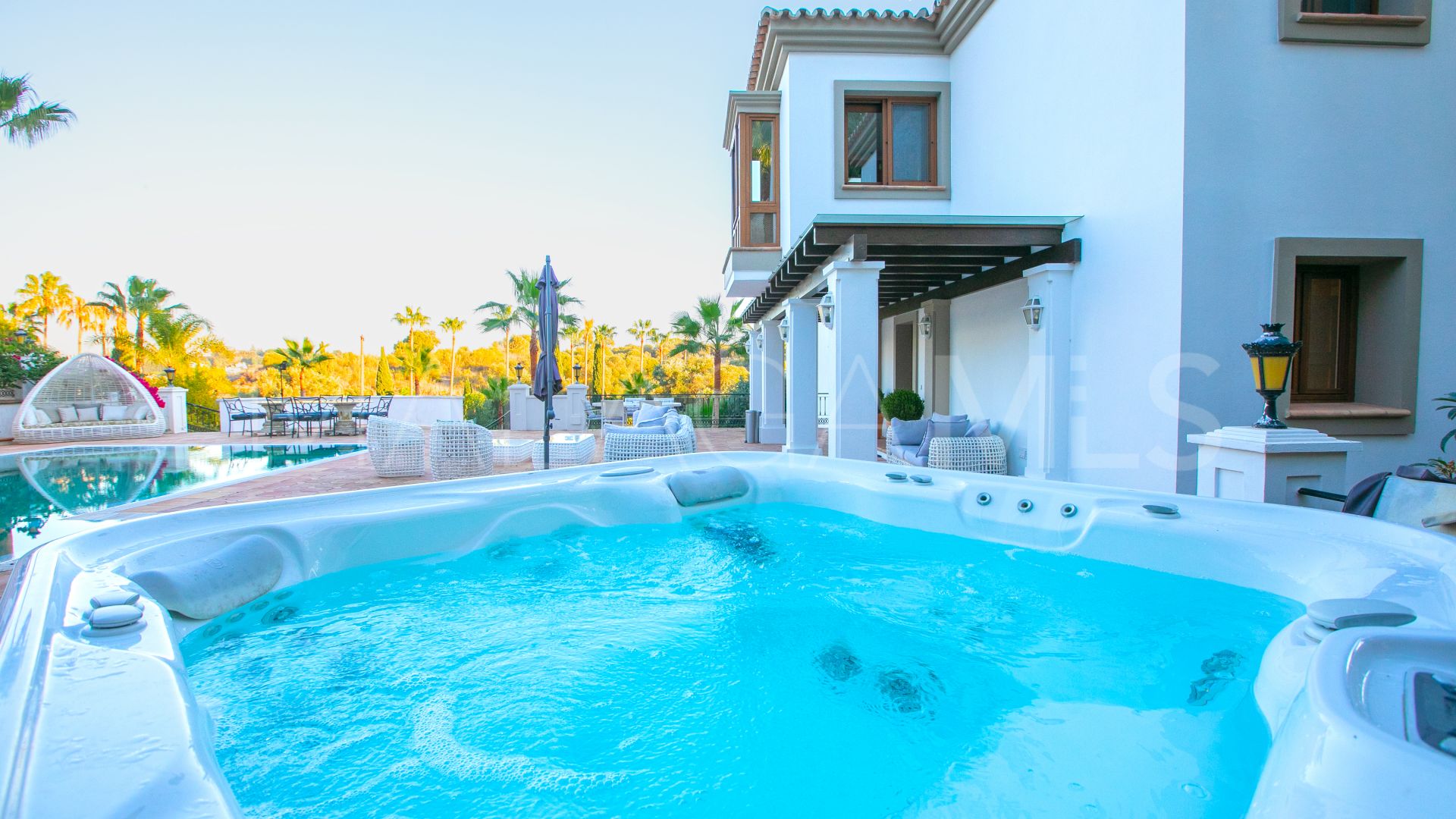 Villa for sale in Paraiso Alto