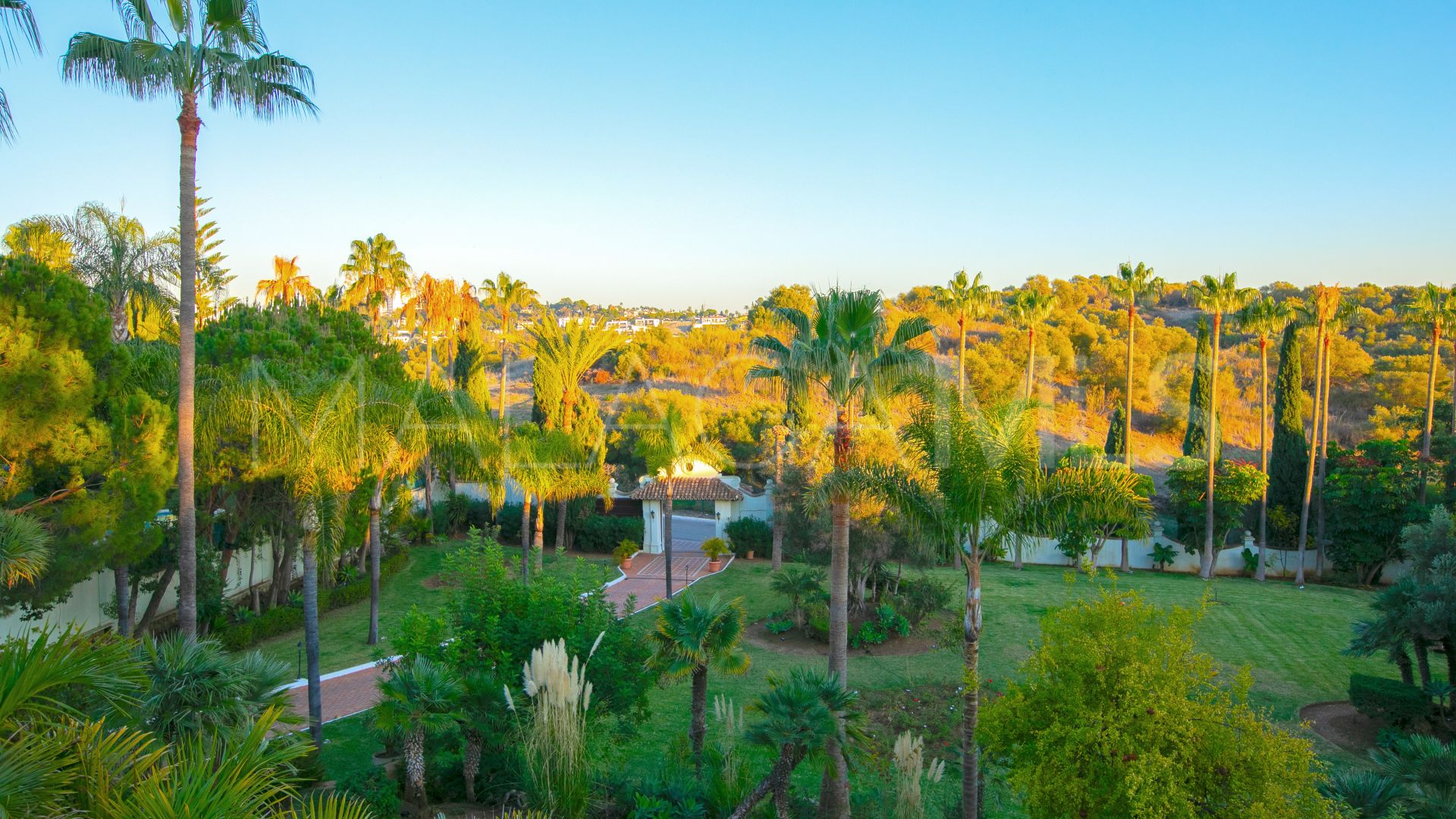 Villa for sale in Paraiso Alto