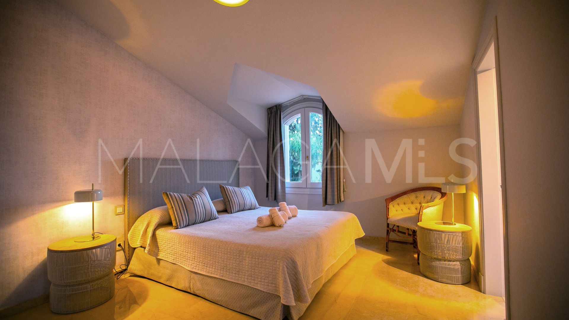Villa for sale in Paraiso Alto