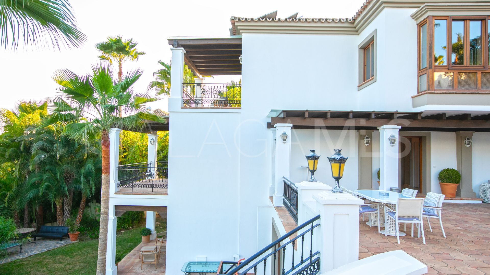 Villa for sale in Paraiso Alto