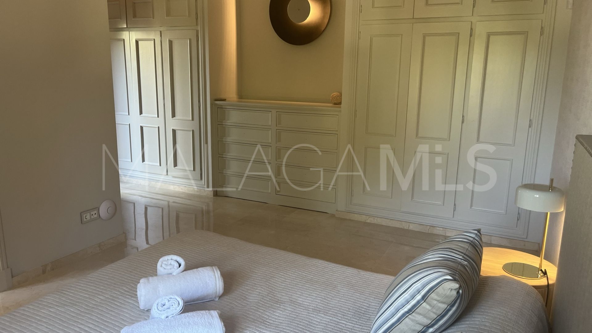 Villa for sale in Paraiso Alto