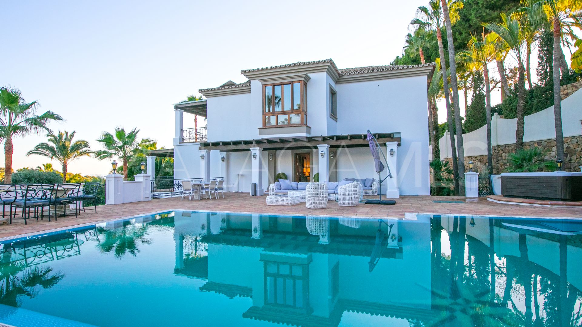 Villa for sale in Paraiso Alto