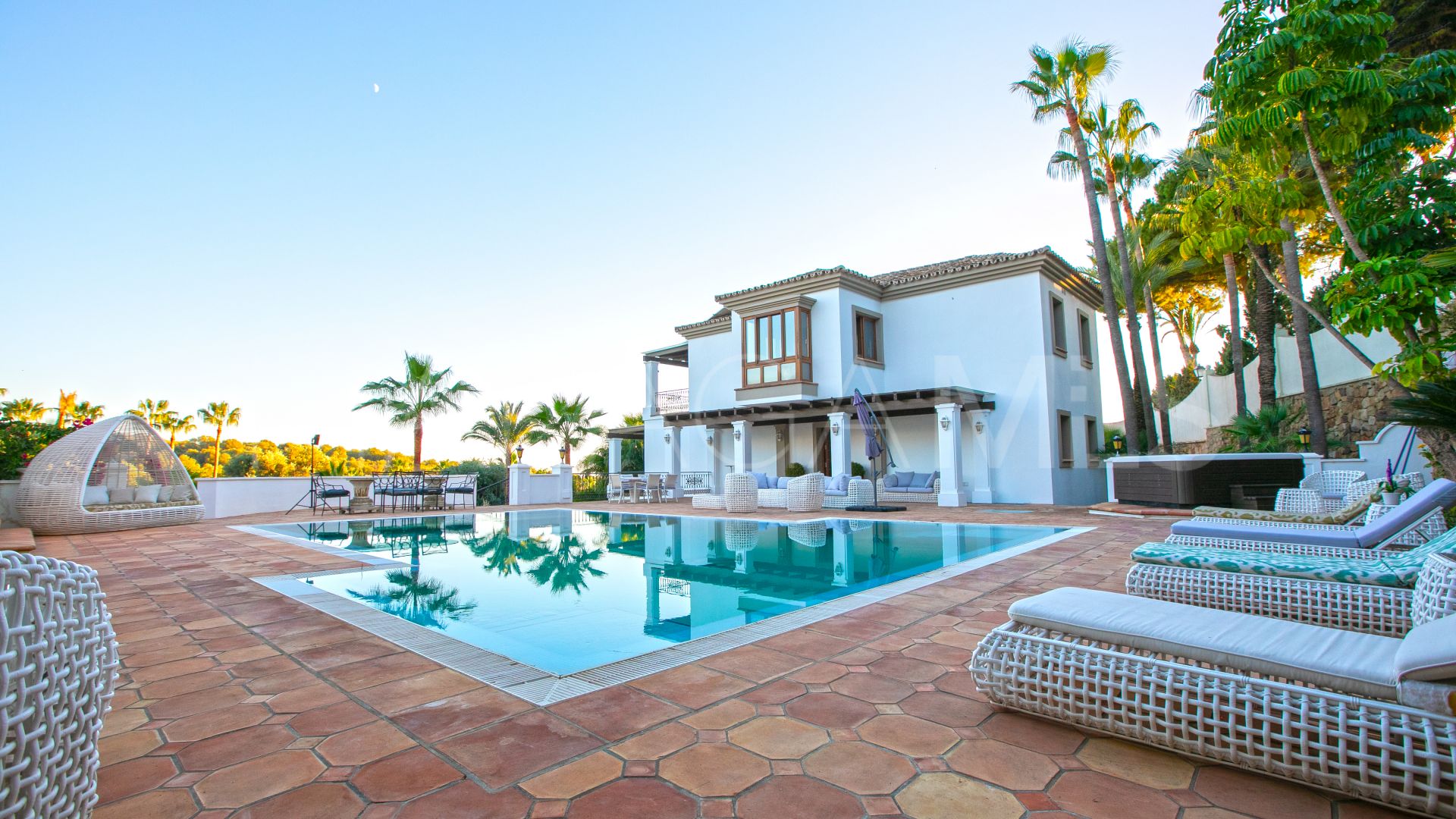 Villa for sale in Paraiso Alto