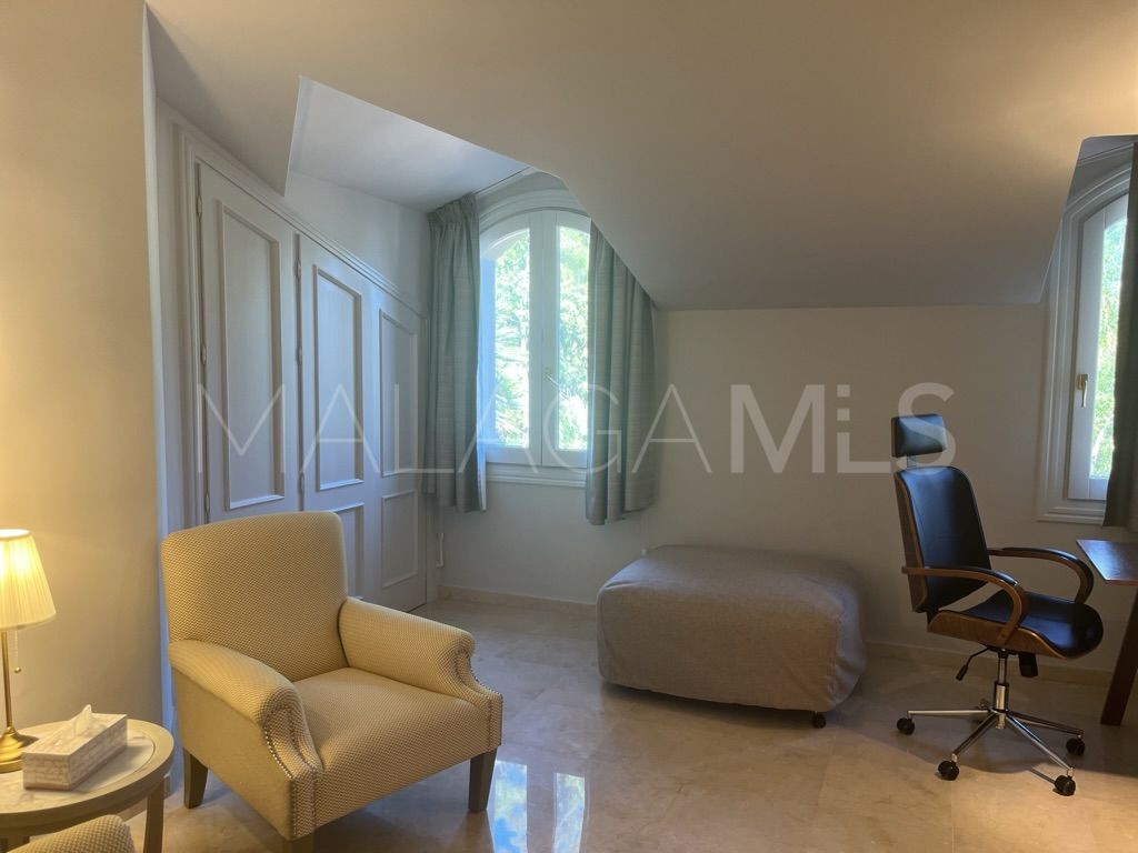 Villa for sale in Paraiso Alto