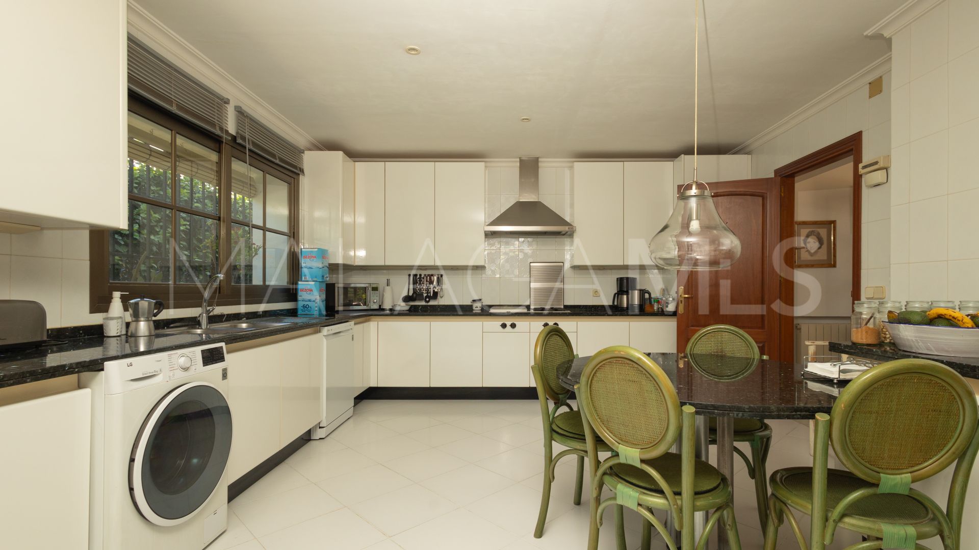 Villa for sale in Cortijo Blanco