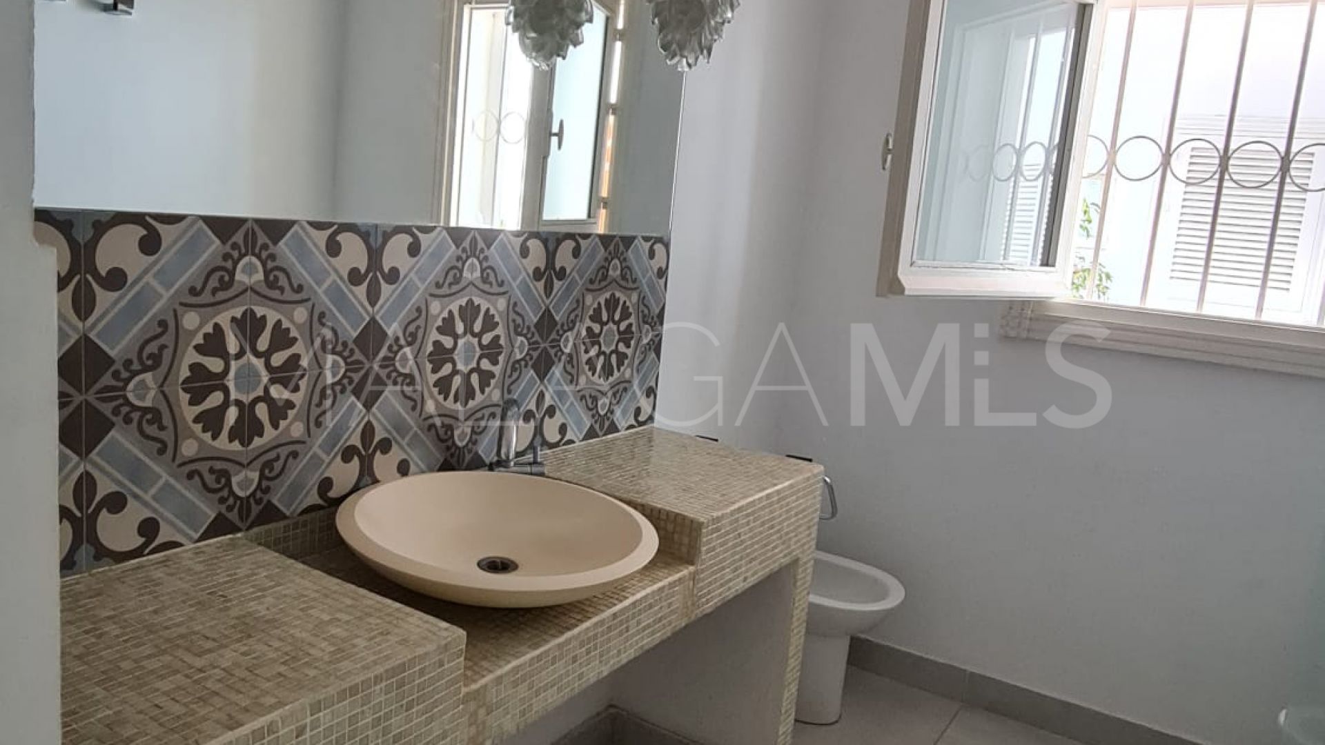 Radhus for sale in Nueva Andalucia