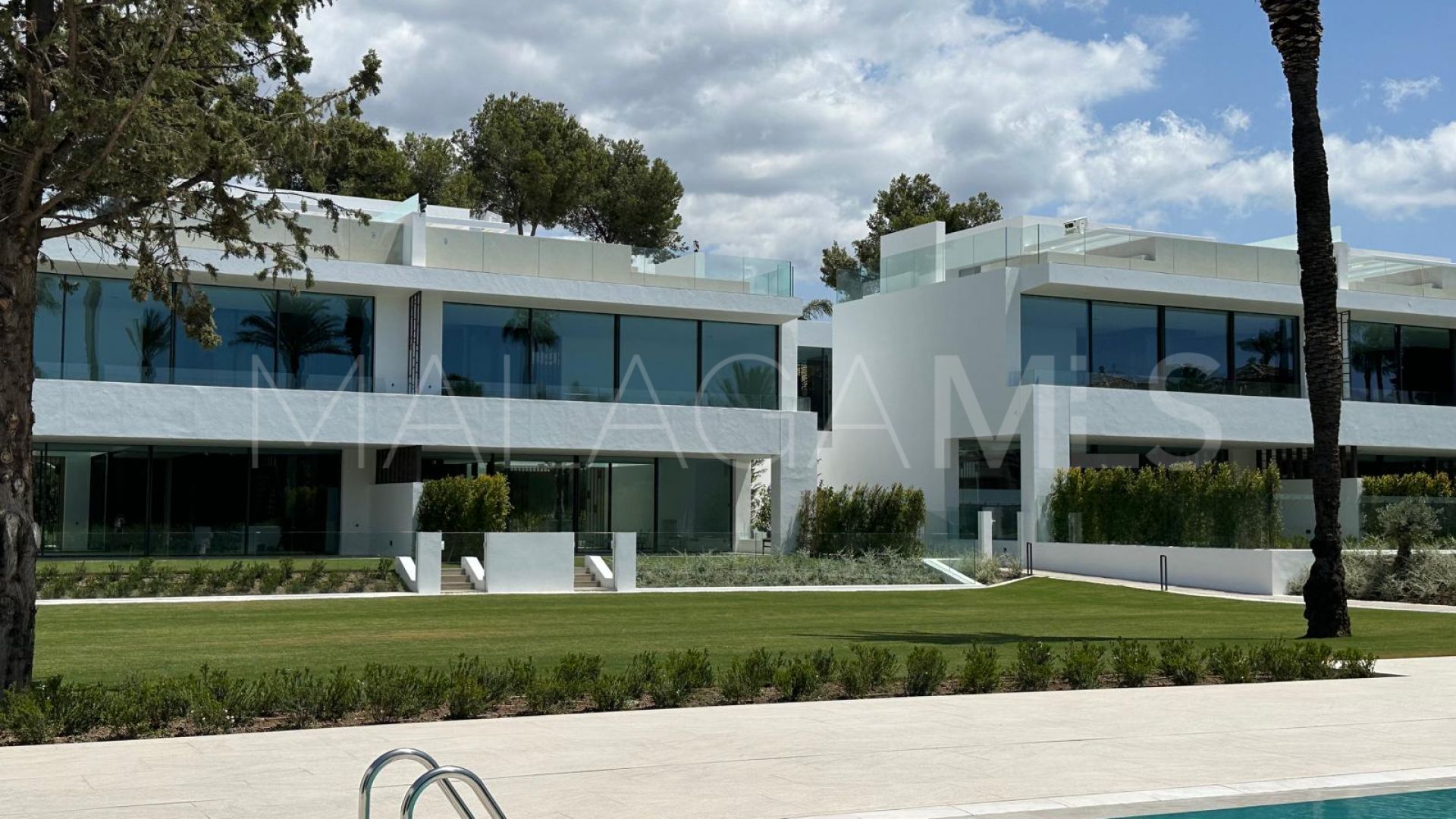 Villa jumelée for sale in Marbella