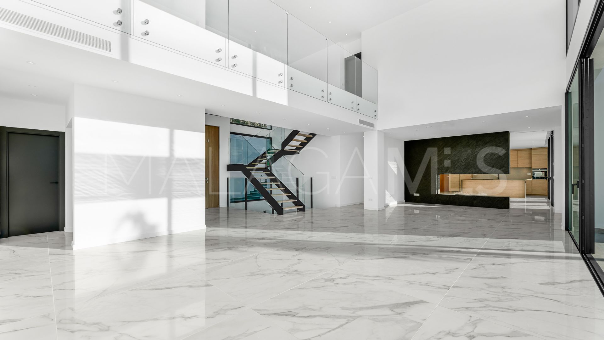 Villa for sale in Paraiso Alto