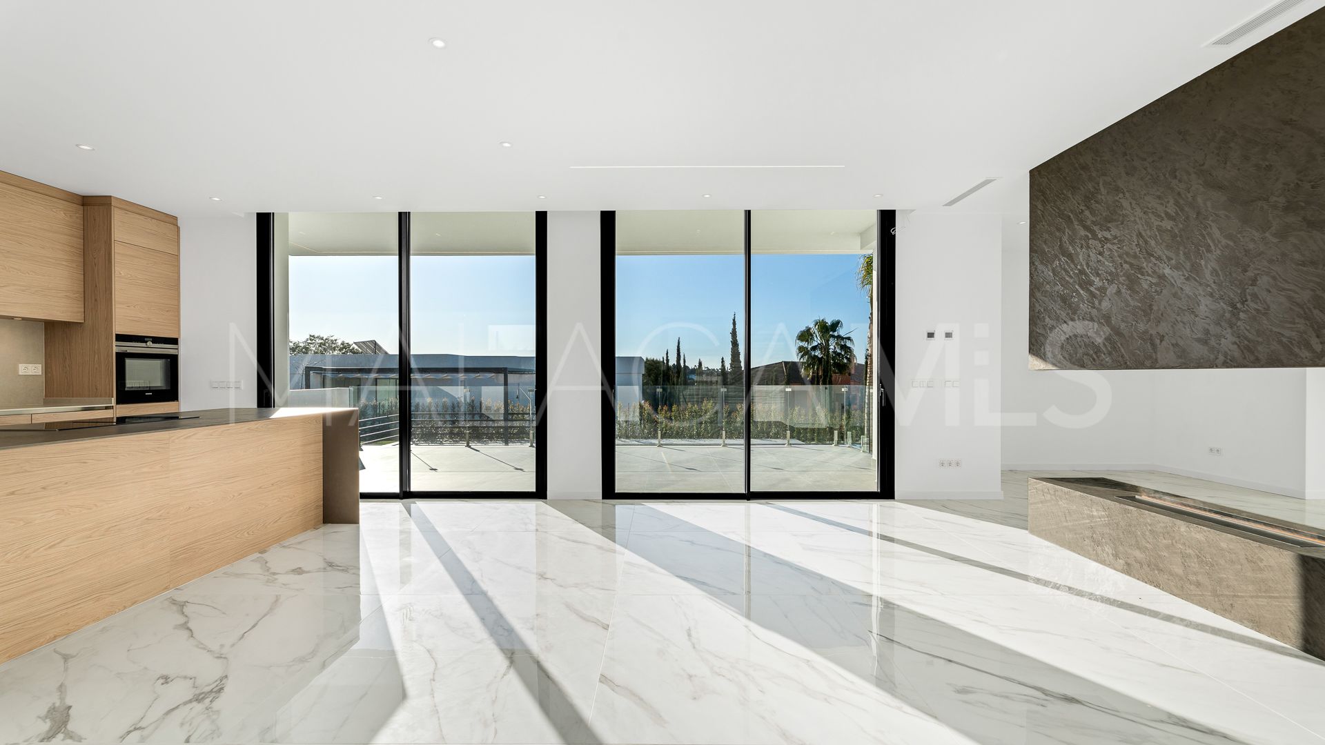 Villa for sale in Paraiso Alto