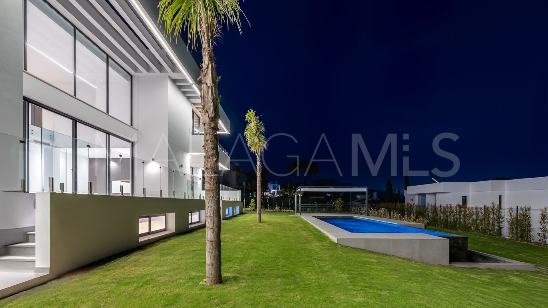 Villa for sale in Paraiso Alto