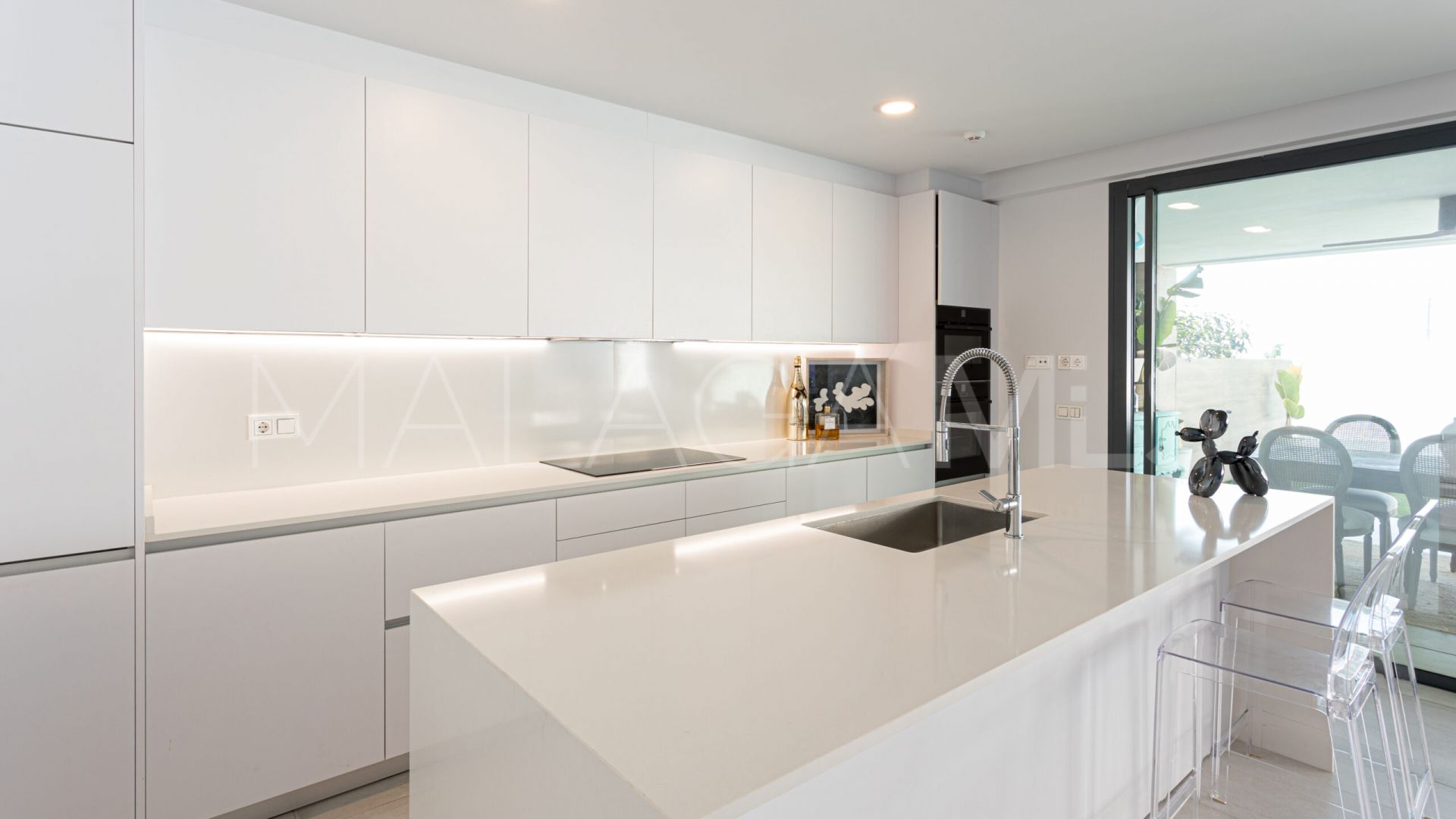 4 bedrooms ground floor duplex in Artola for sale