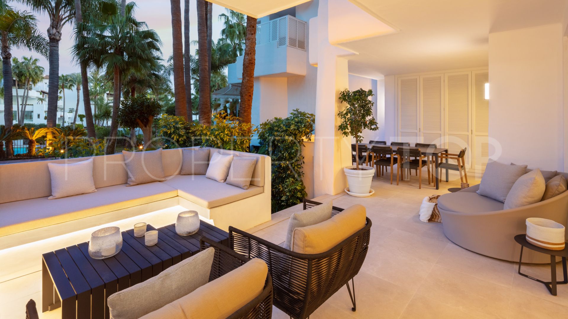 For sale Marbella Golden Mile 3 bedrooms apartment