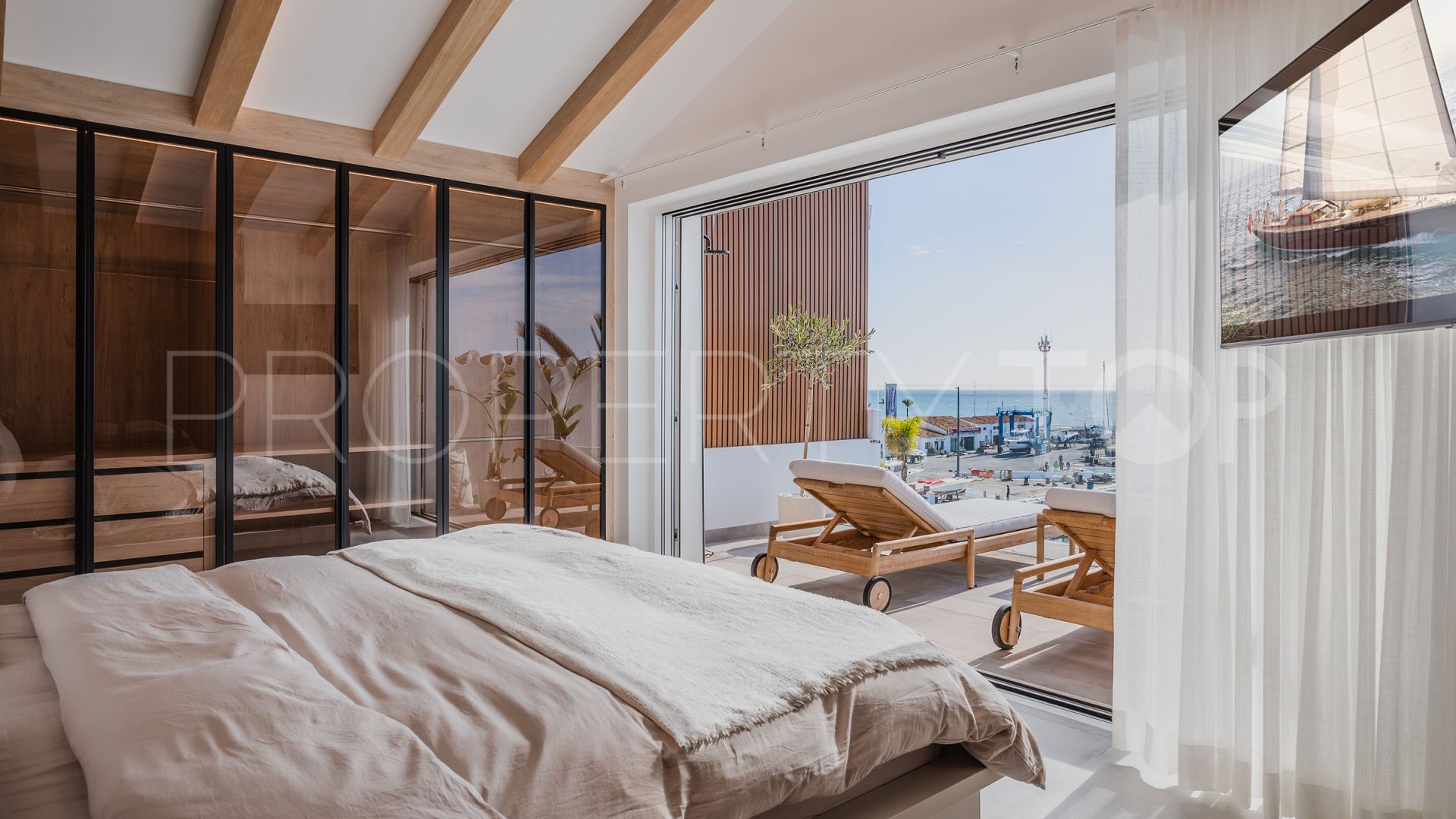 For sale 4 bedrooms duplex penthouse in Marbella - Puerto Banus
