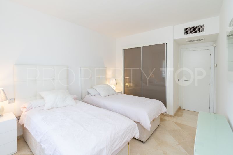 For sale apartment in New Golden Mile