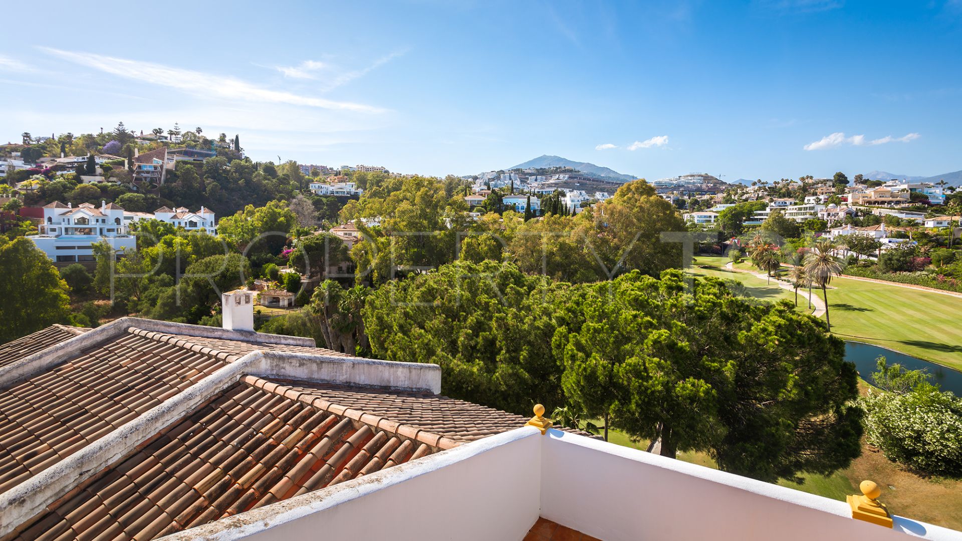 Adosado con 4 dormitorios en venta en La Quinta