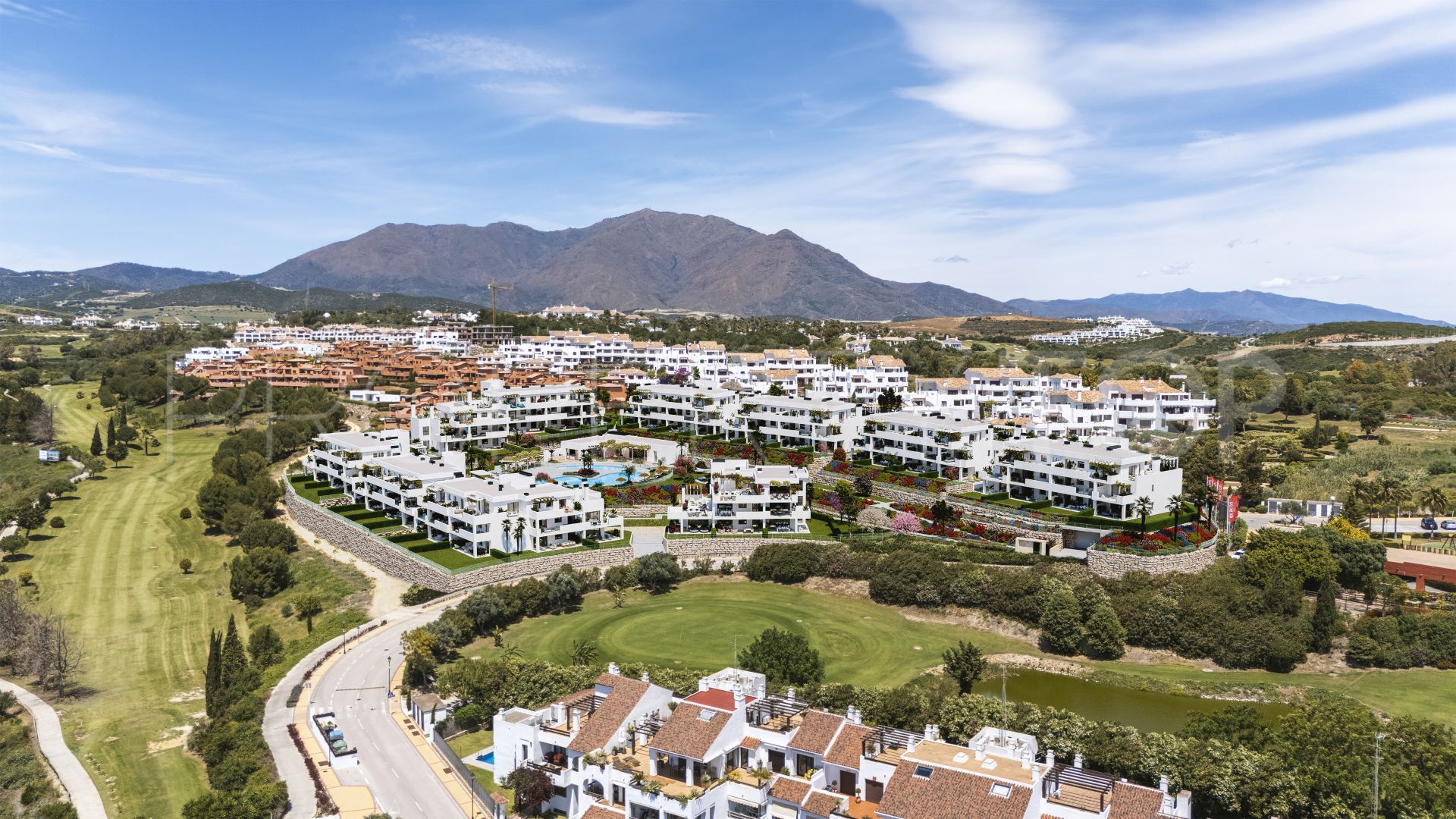 For sale Casares Golf 2 bedrooms ground floor apartment