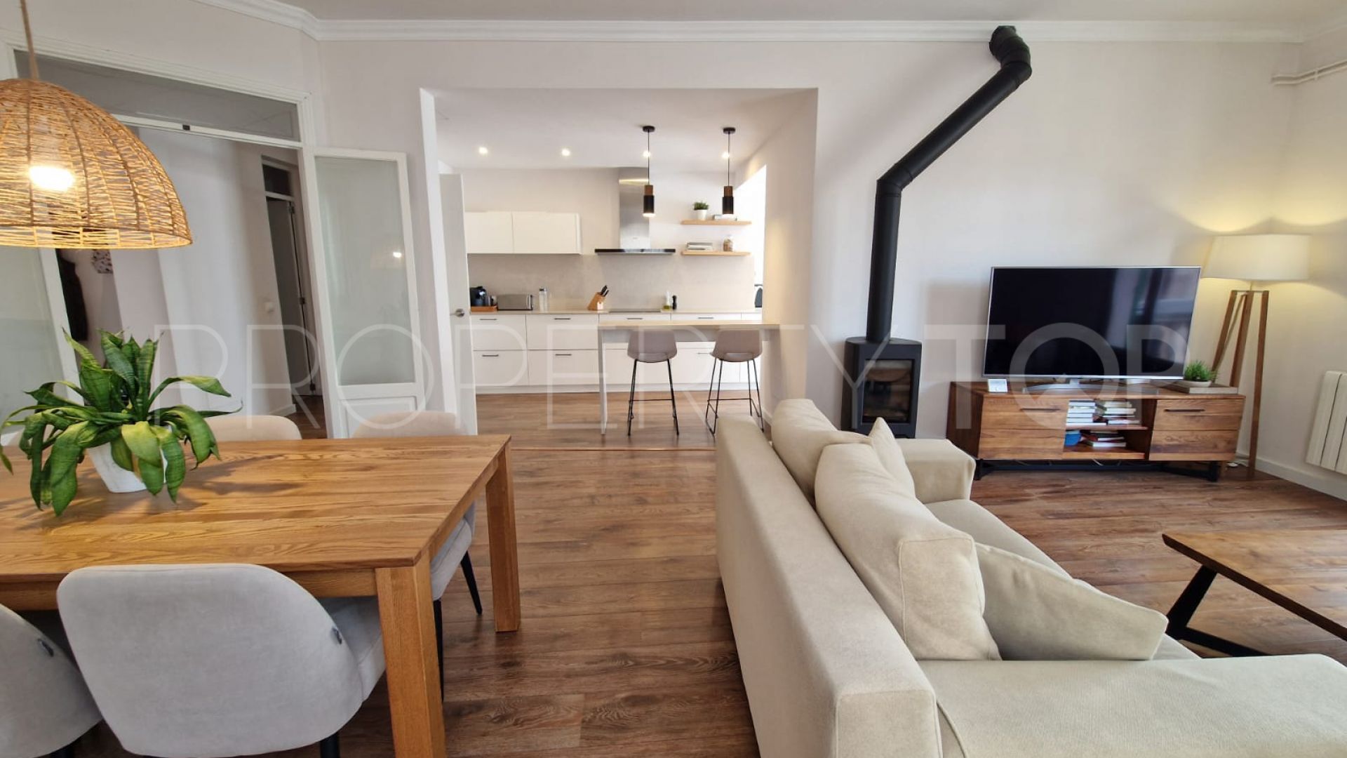 Buy penthouse in Las Avenidas with 5 bedrooms