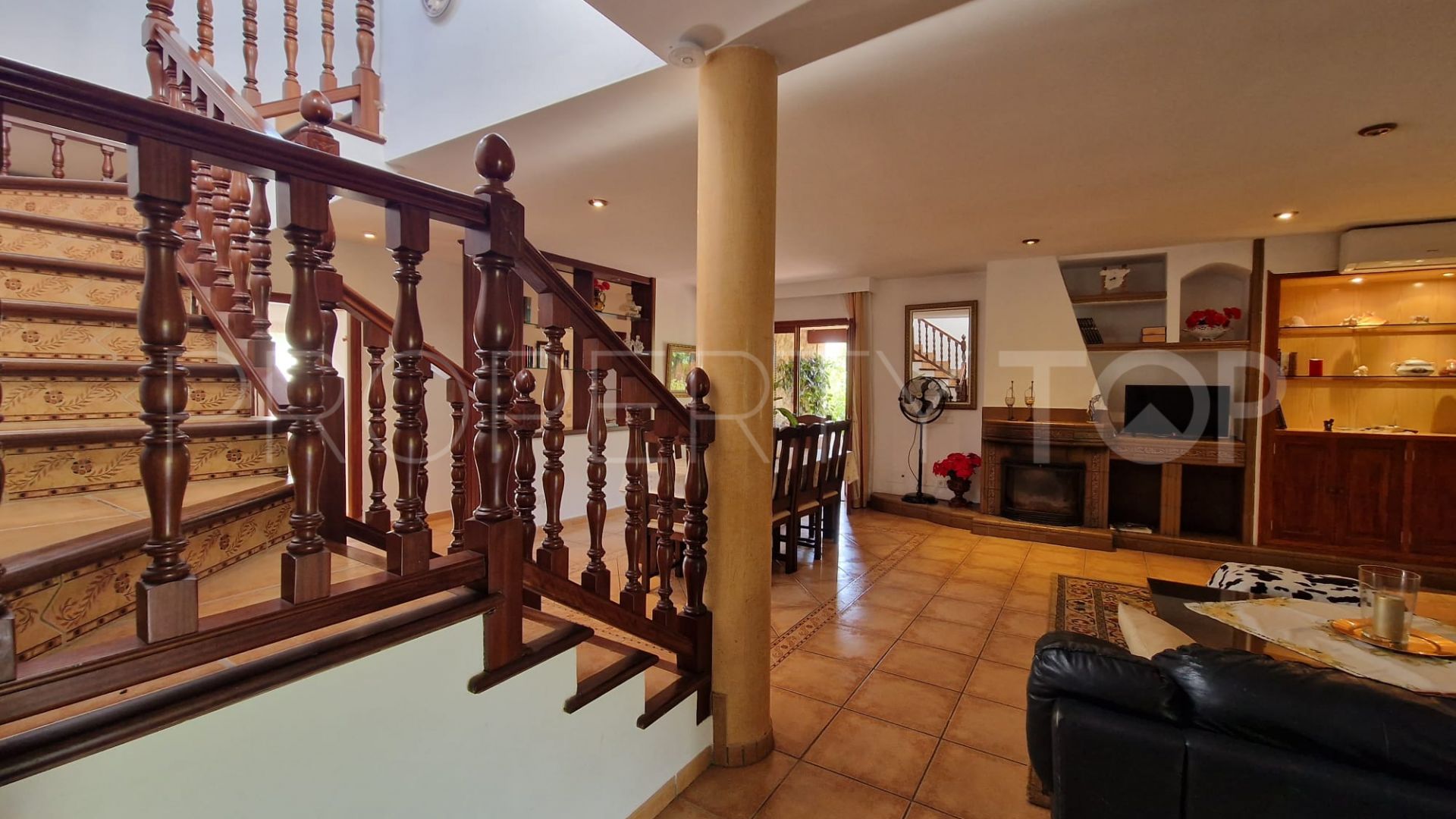 For sale Alaro 5 bedrooms house