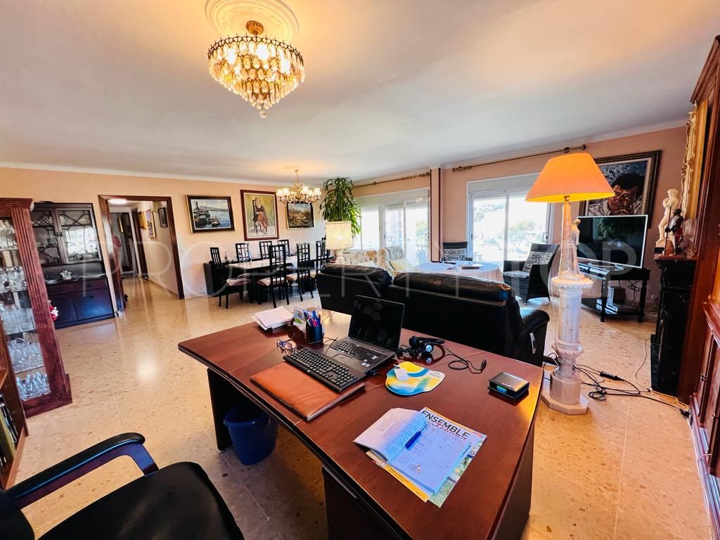 For sale Palmanova apartment with 4 bedrooms