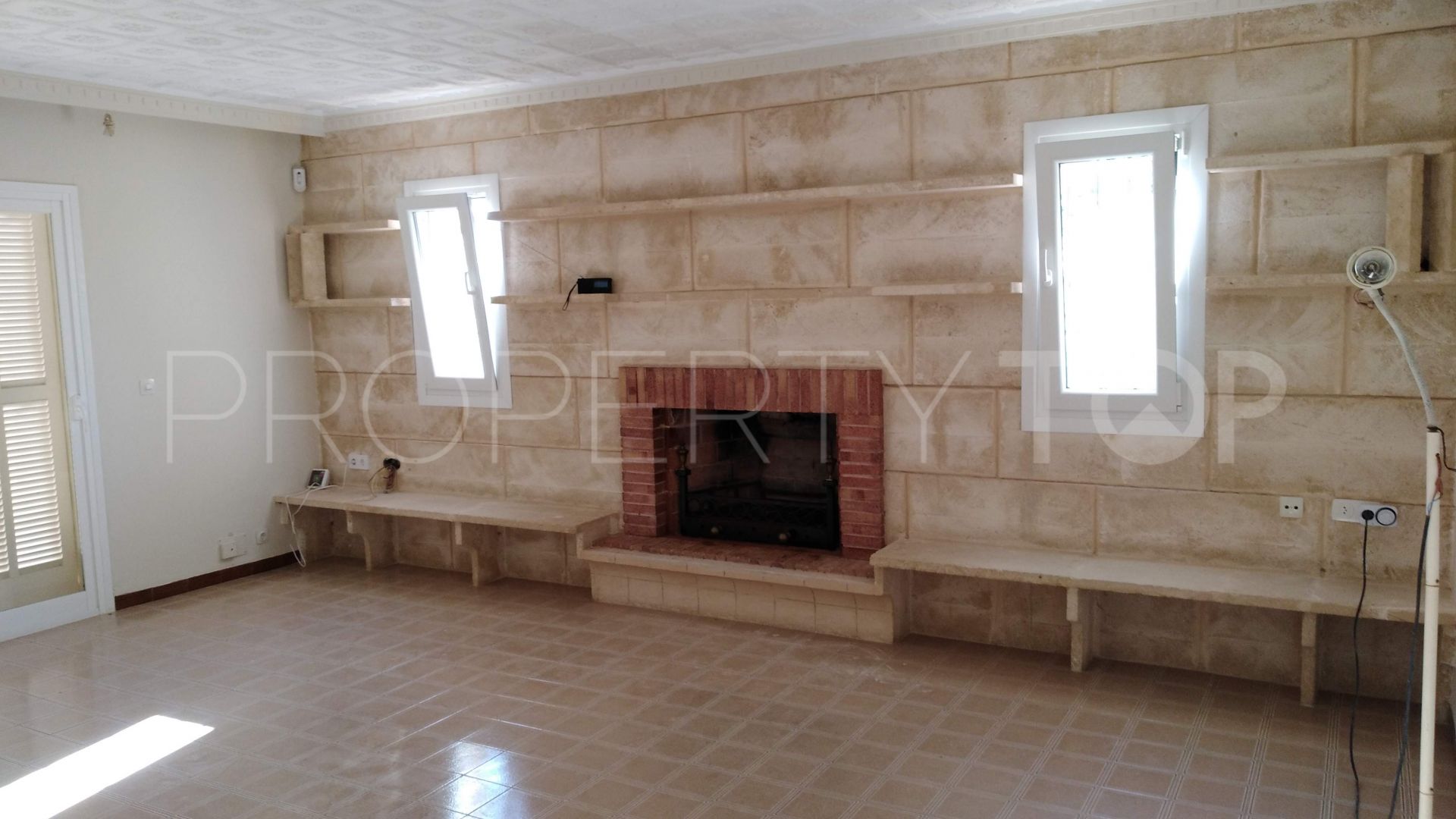 For sale 5 bedrooms house in Bunyola