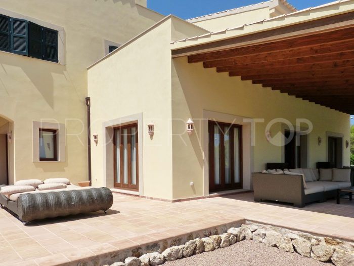 Villa en venta con 6 dormitorios en Calvià
