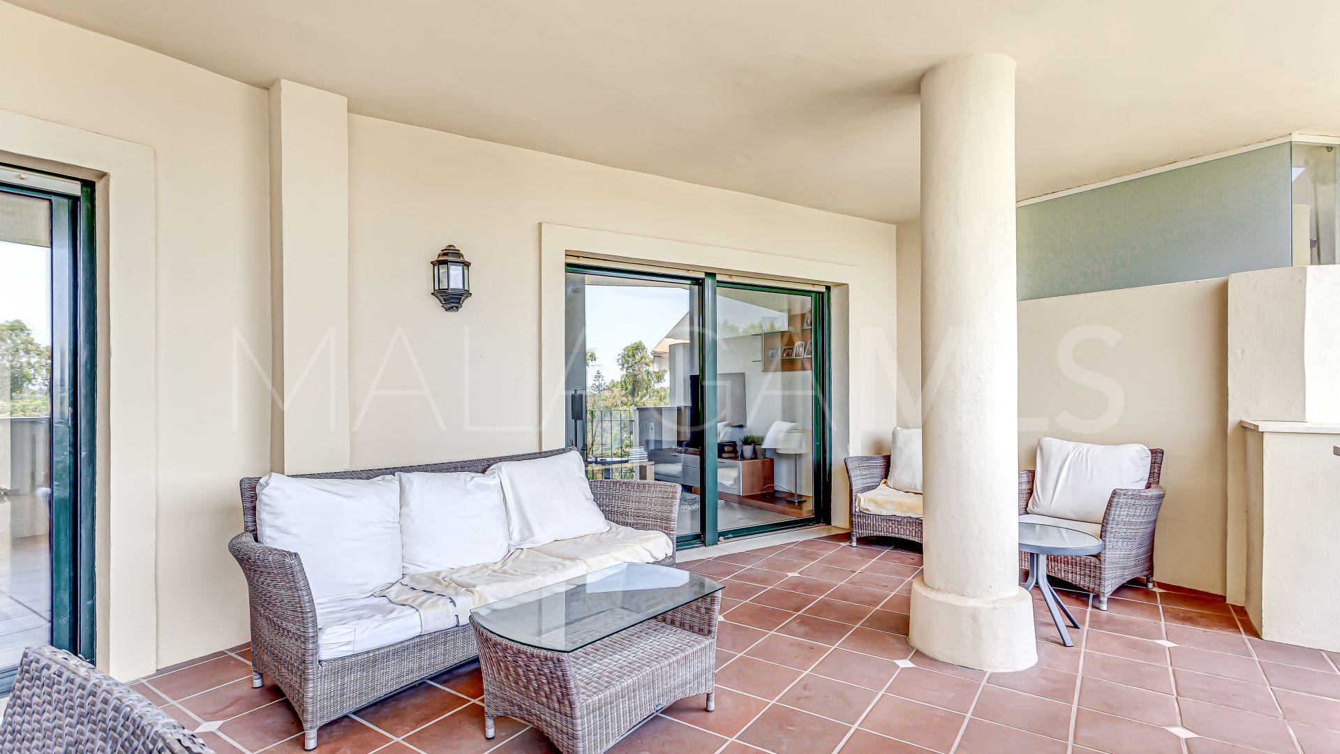 Duplex penthouse for sale in Guadalmina Alta