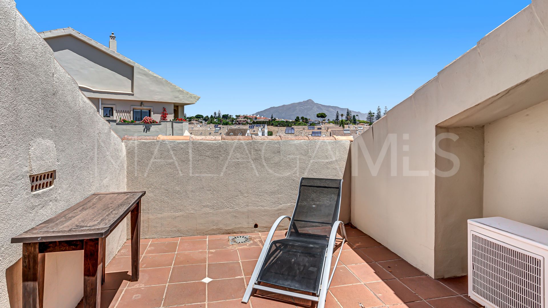 Guadalmina Alta, atico duplex de 3 bedrooms a la venta