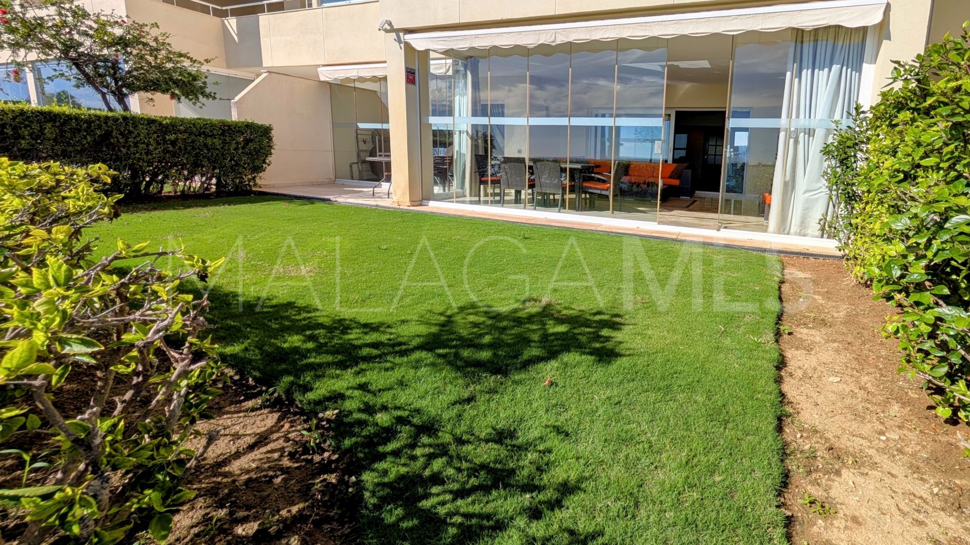 Apartamento planta baja for sale in Los Granados de Cabopino with 3 bedrooms