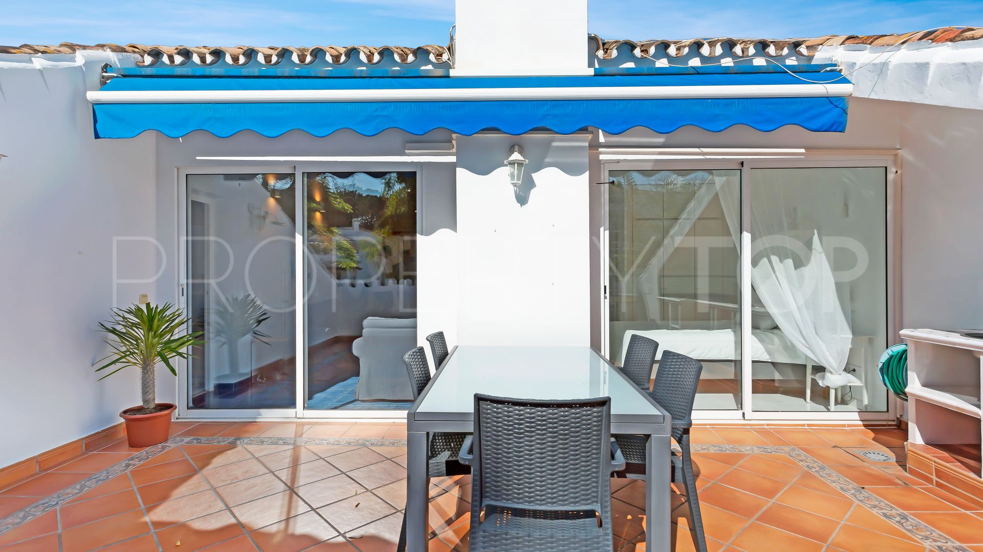 Nueva Andalucia 3 bedrooms penthouse for sale