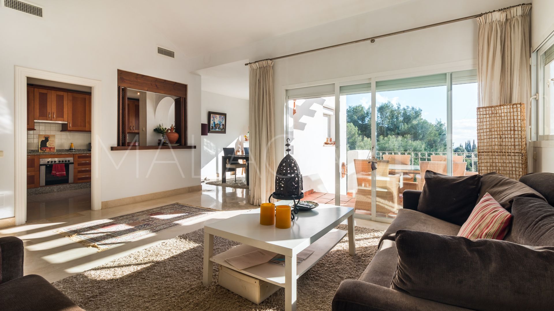 Radhus for sale in Istan