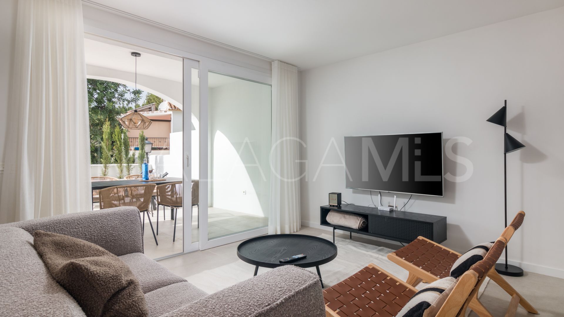 Parvilla for sale in Cerros del Lago