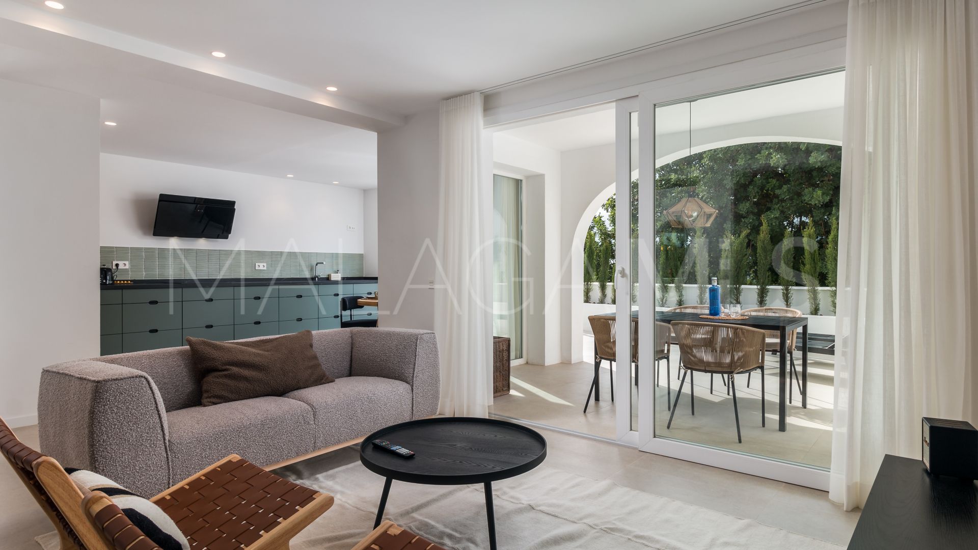 Parvilla for sale in Cerros del Lago