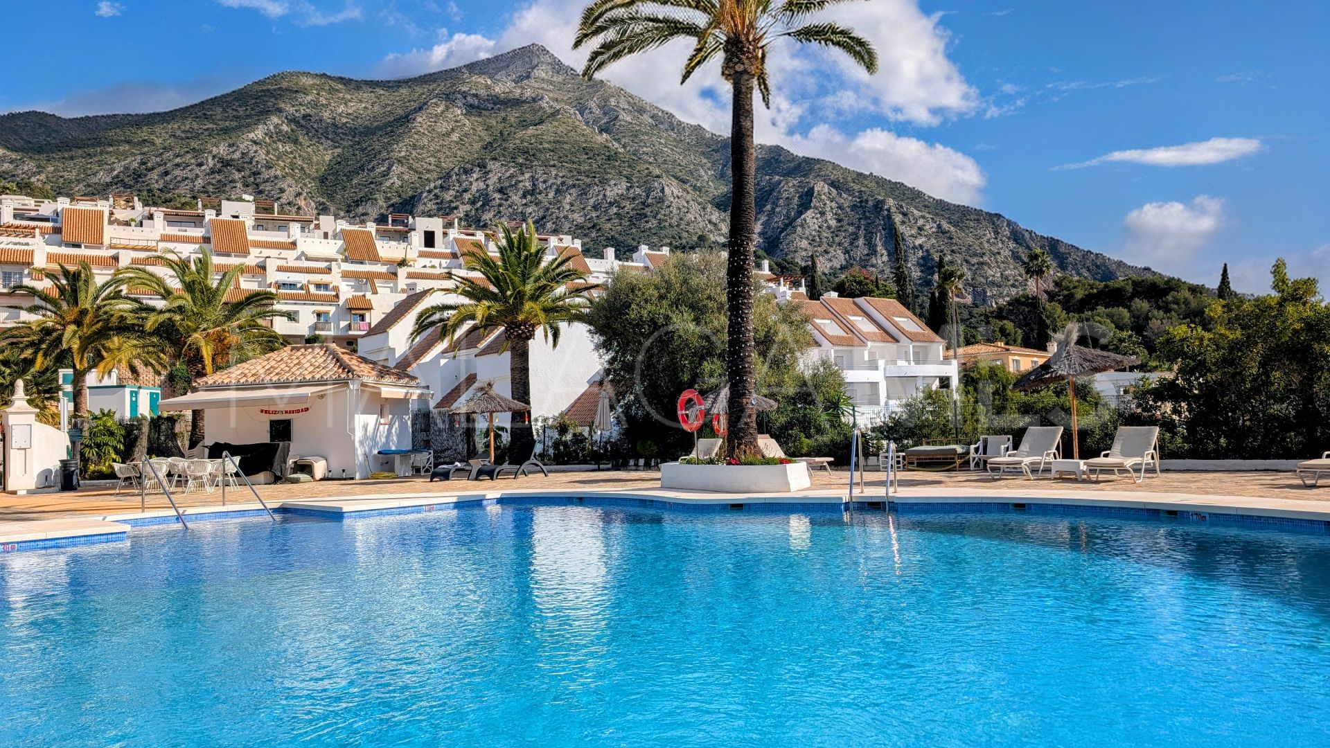 Parvilla for sale in Cerros del Lago