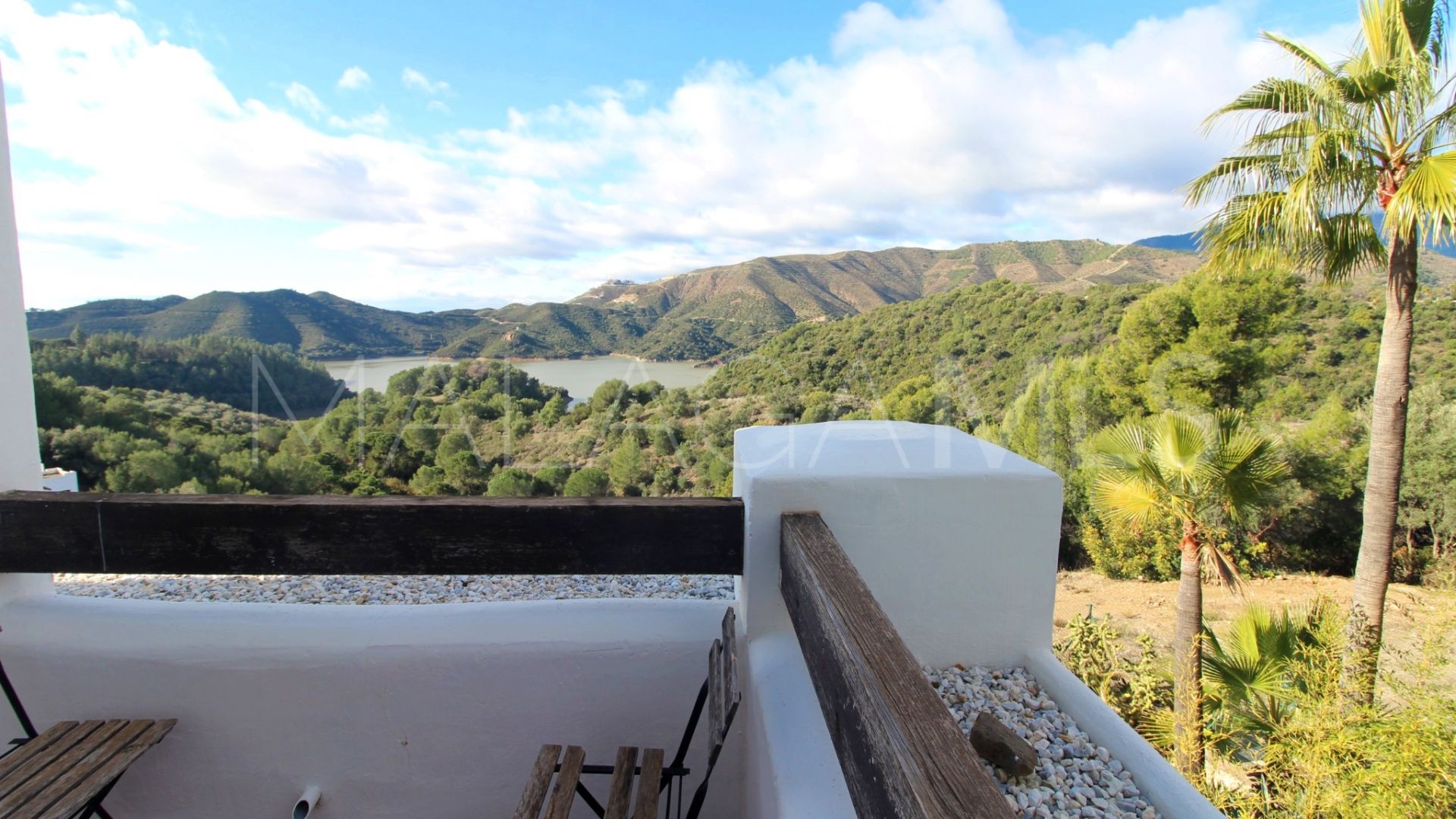 Semi detached house for sale in Istan