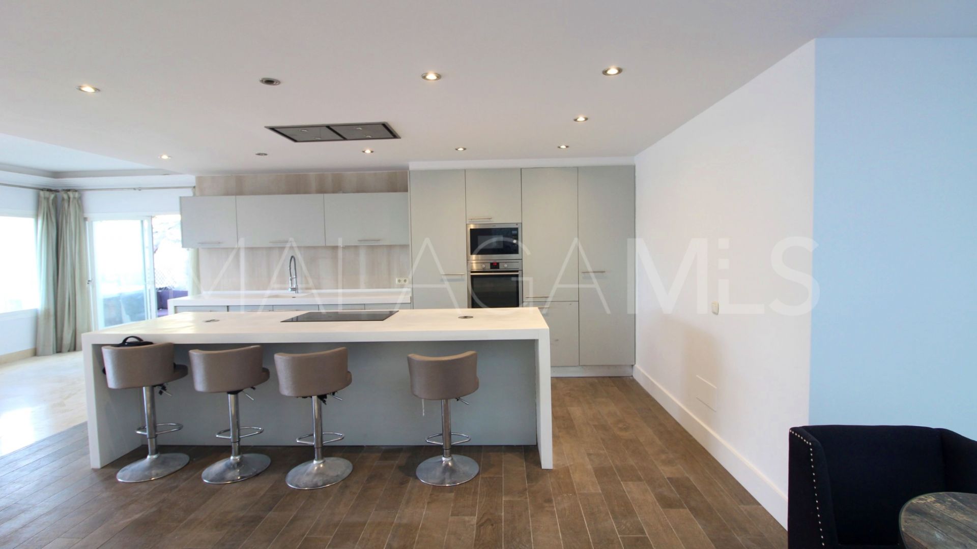 Semi detached house for sale in Istan