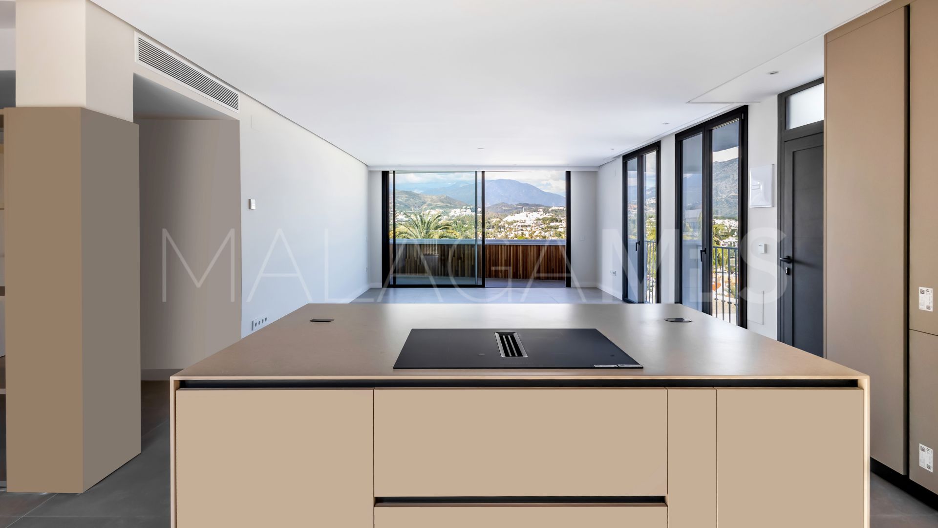 Lägenhet for sale in Nueva Andalucia