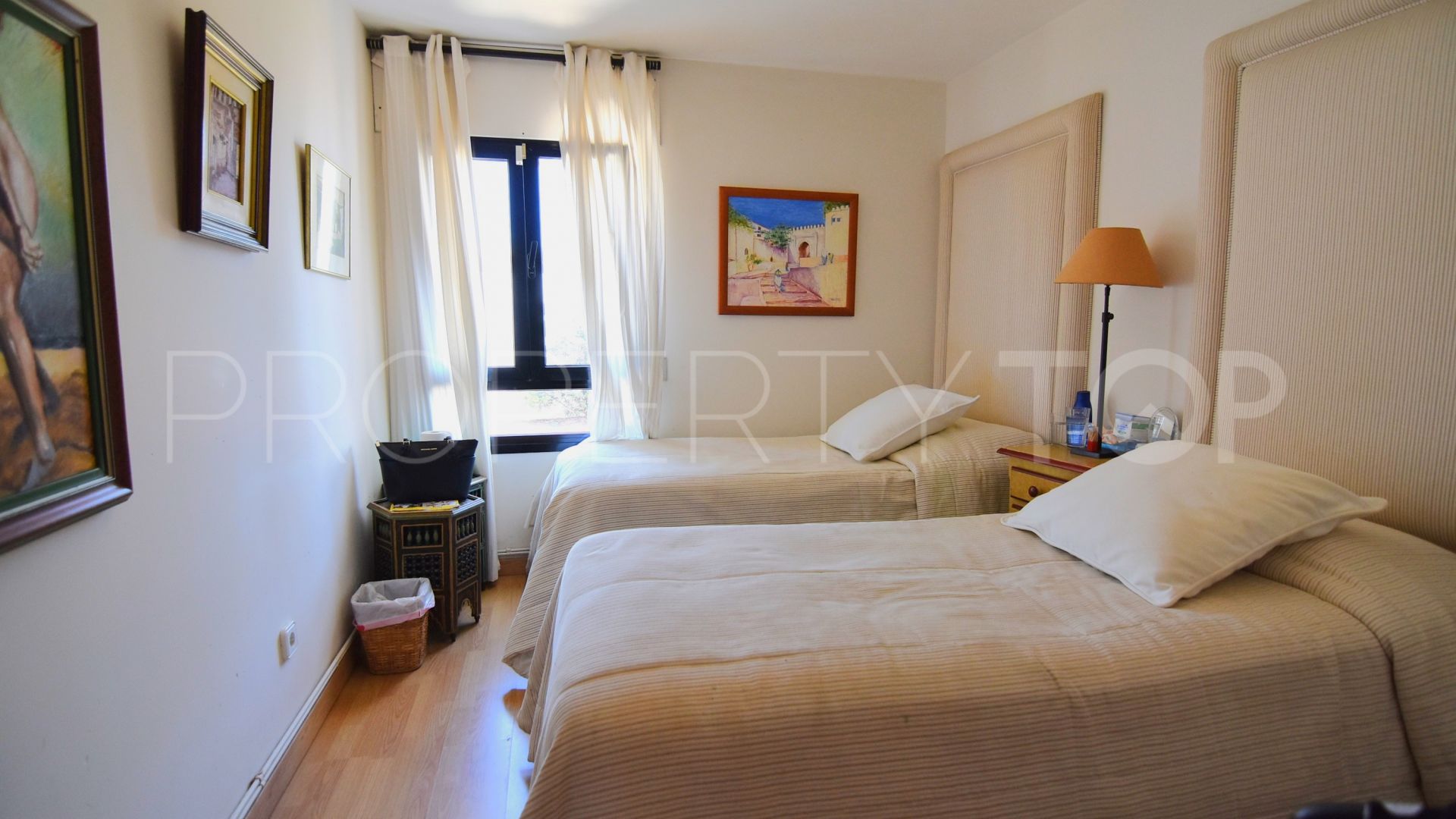 Sotogrande Playa, apartamento planta baja de 5 dormitorios en venta