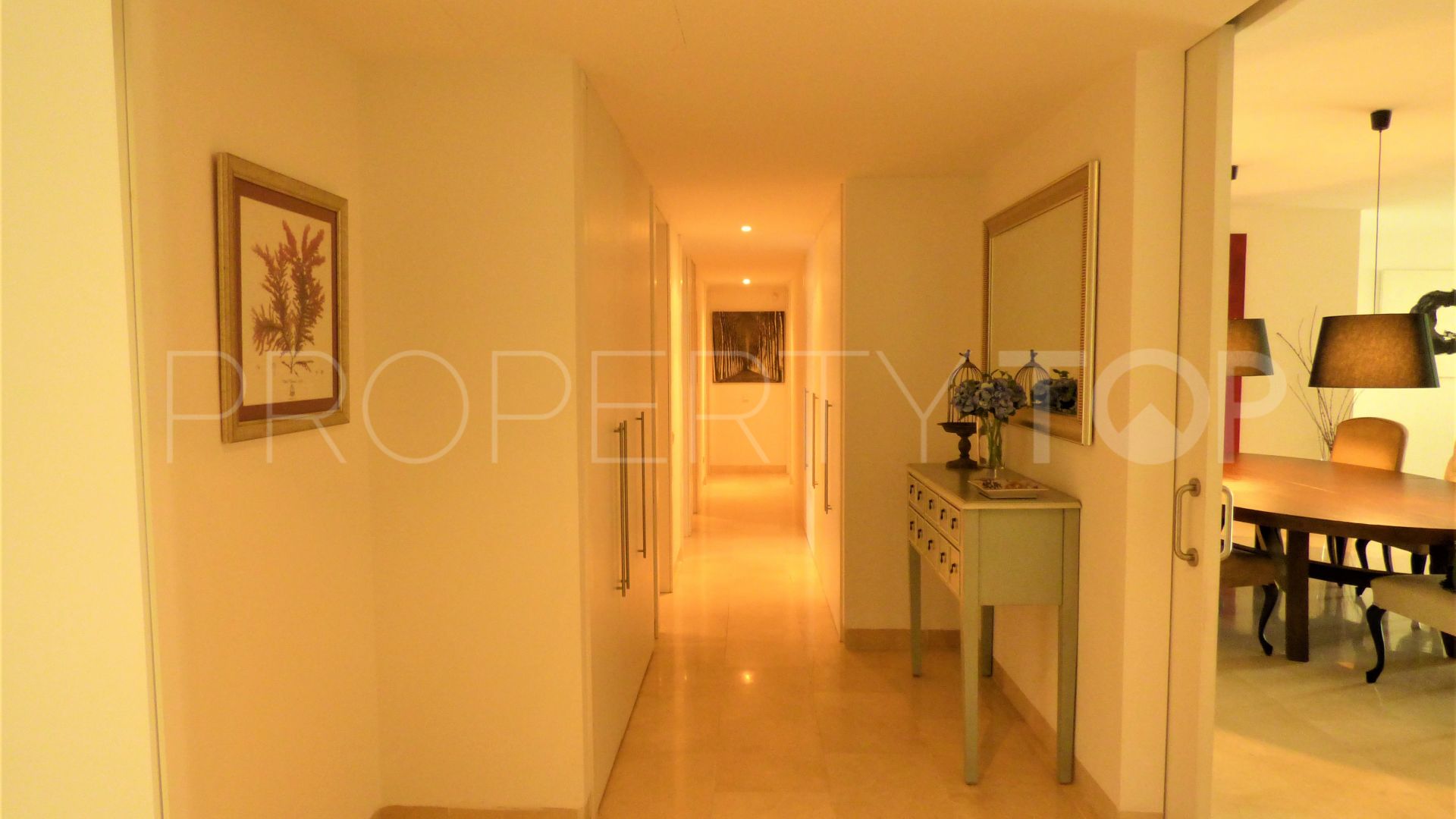 4 bedrooms Polo Gardens apartment for sale