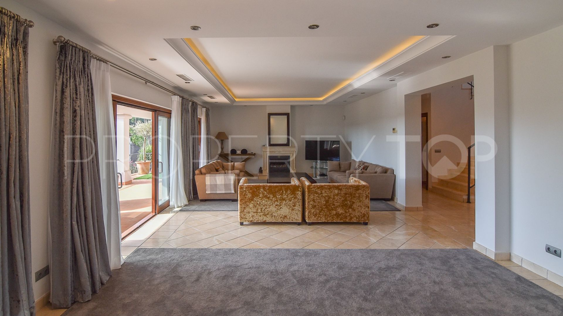 Villa en venta con 6 dormitorios en Sotogrande Alto