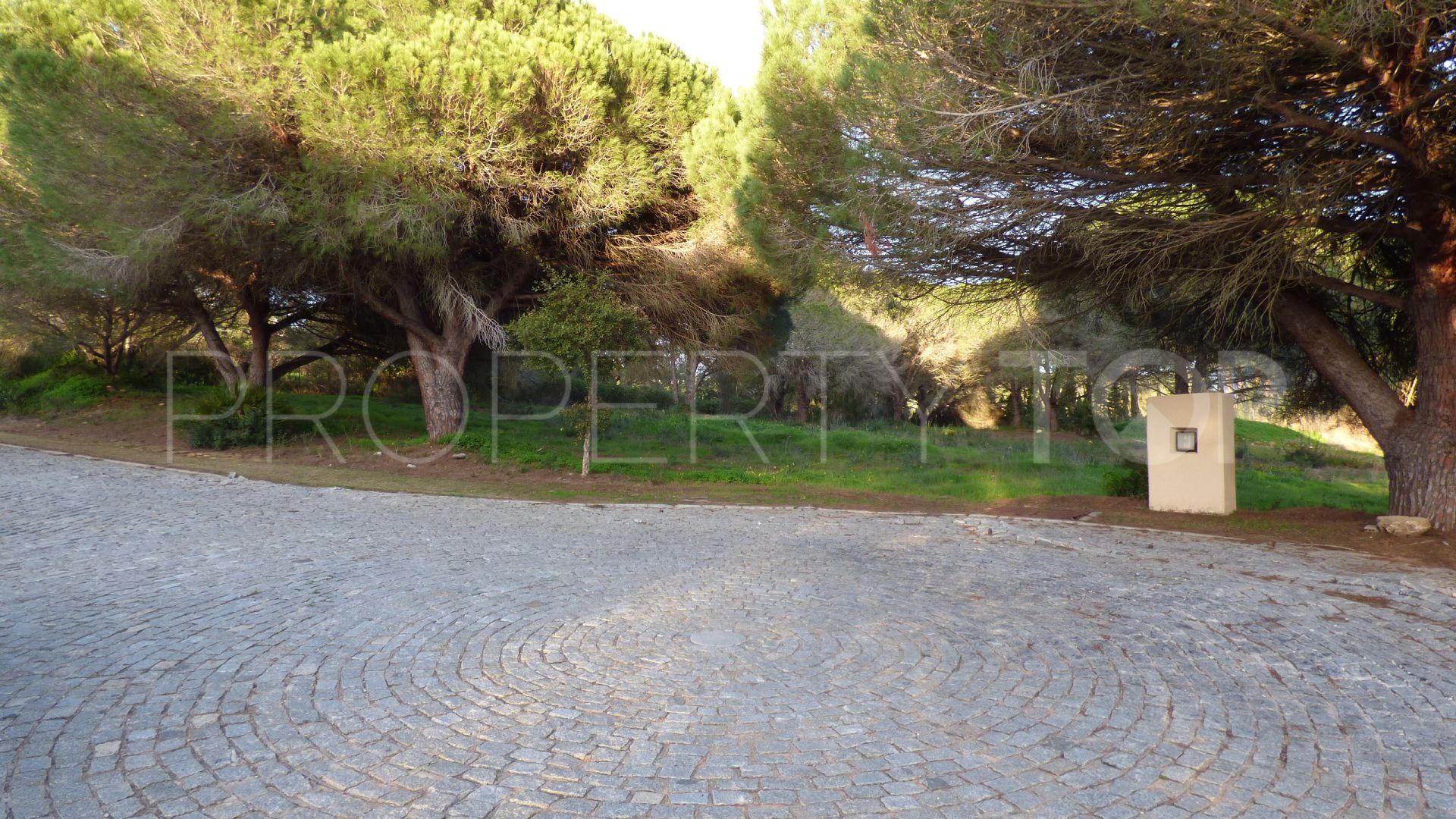 Plot in Los Altos de Valderrama for sale