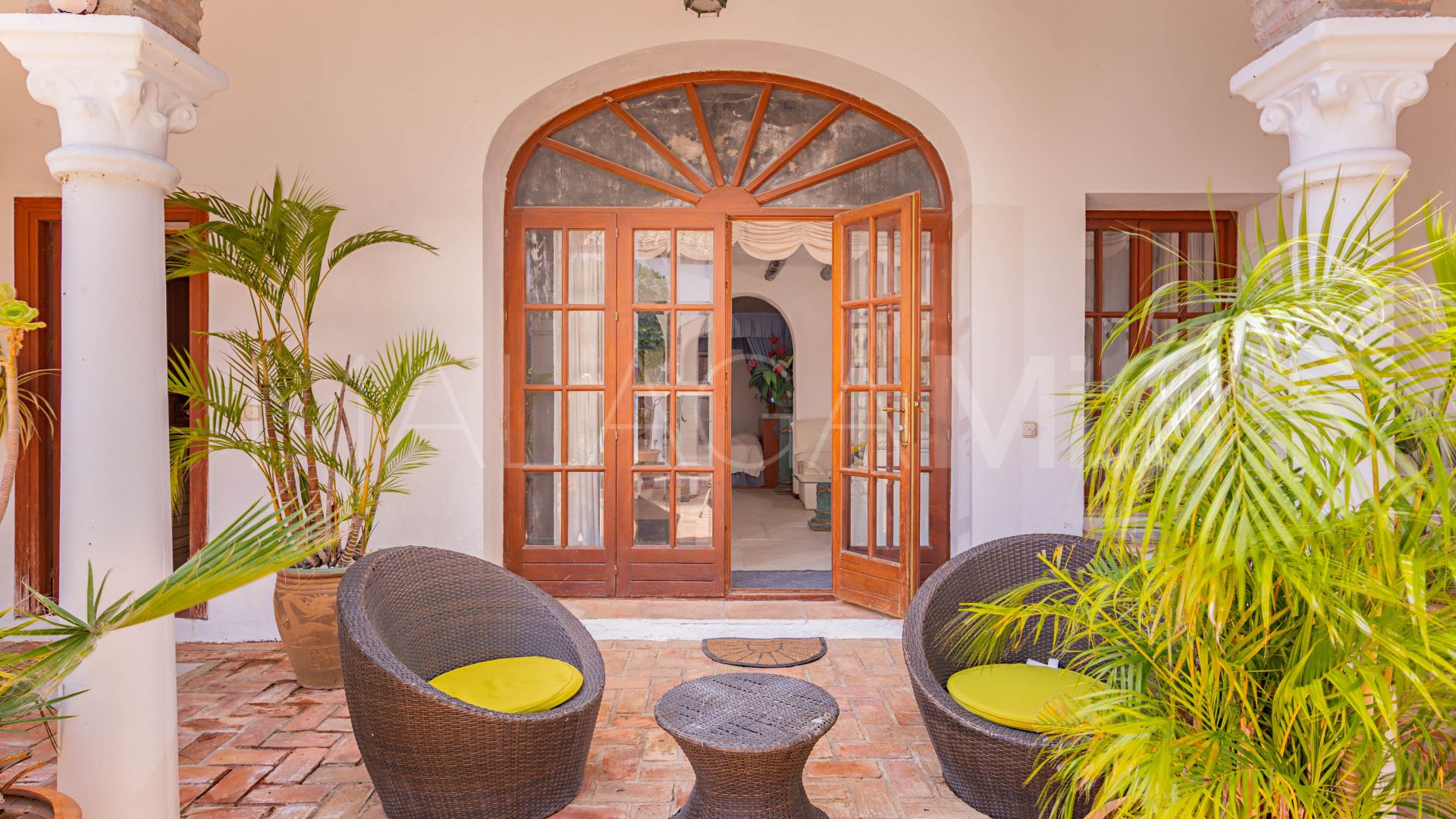 Bauernhaus for sale in Manilva
