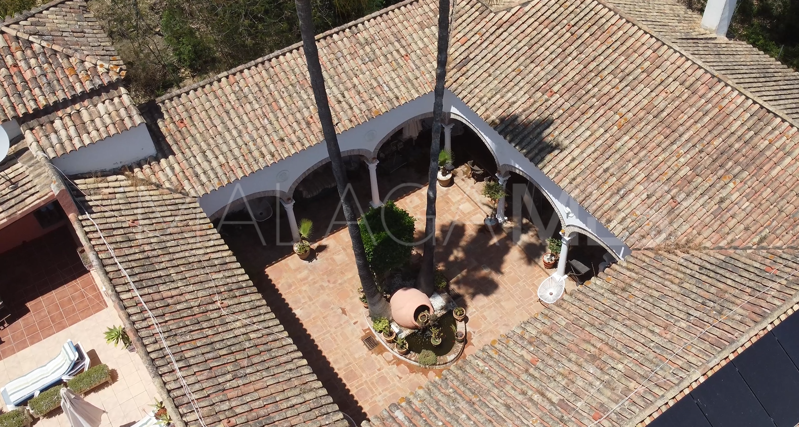 Bauernhaus for sale in Manilva